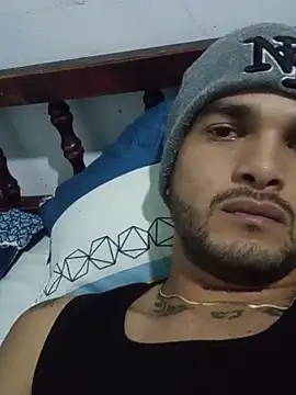 Nicolas Moncadas online show from May 18, 6:52 am