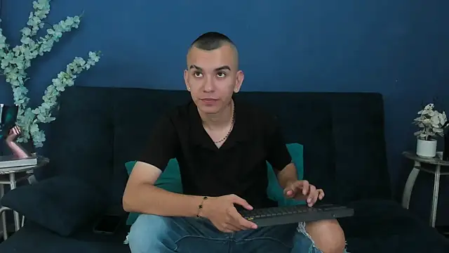 Rowan Cley online show from July 19, 7:53 pm