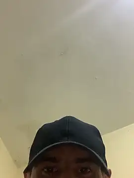 soufiane7away online show from June 18, 1:51 am