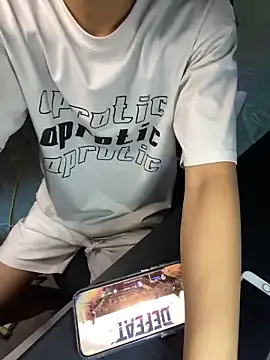 tuanhip online show from May 30, 9:53 am