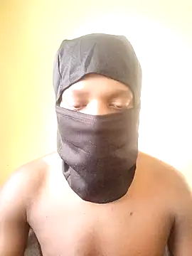 MaskedWithCum online show from May 3, 9:12 am