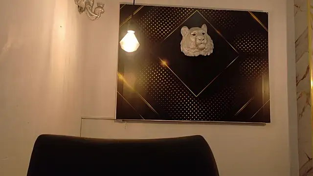 GoldenDesireX  online show from June 5, 7:08 pm