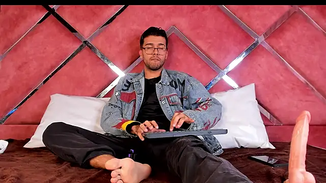 RodrigoColby2 online show from June 9, 3:41 am