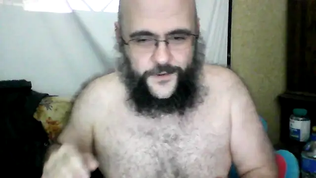 BriTheTopBear online show from May 18, 4:07 am