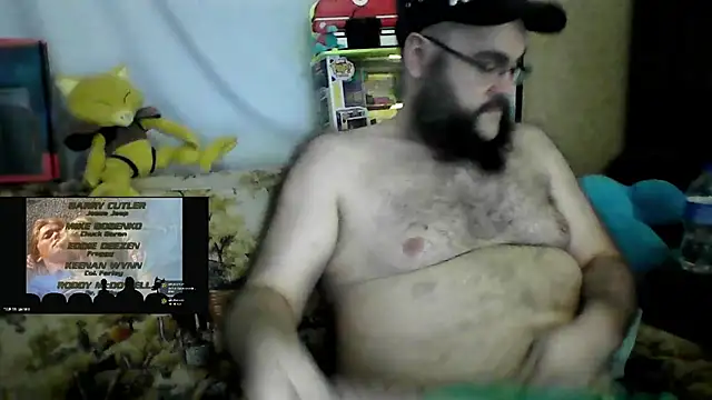 BriTheTopBear online show from July 16, 4:30 am