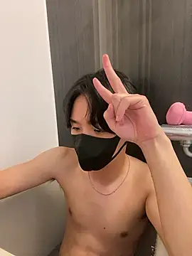 dadamaruu online show from May 30, 1:11 pm
