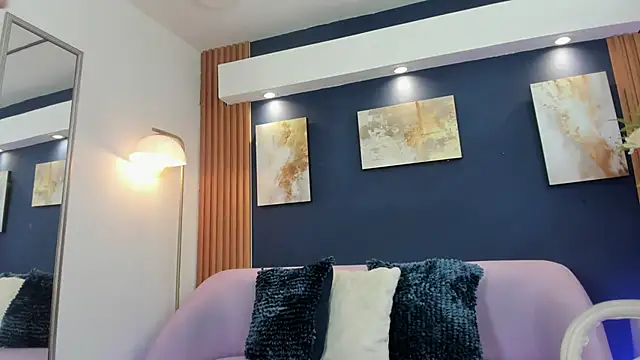 LumierNova online show from May 18, 8:02 pm