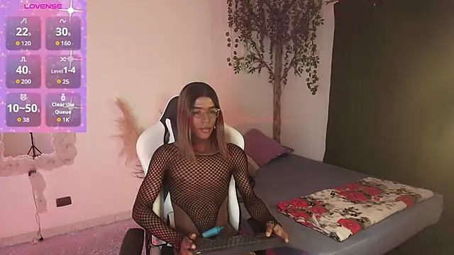 IamAndrey online show from April 23, 1:32 am