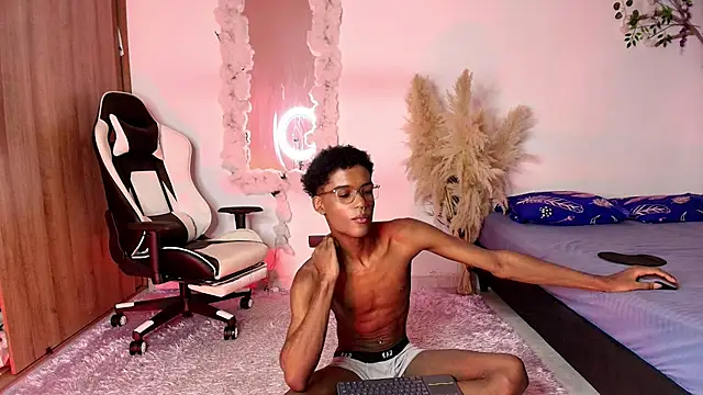 IamAndrey online show from June 27, 1:19 am