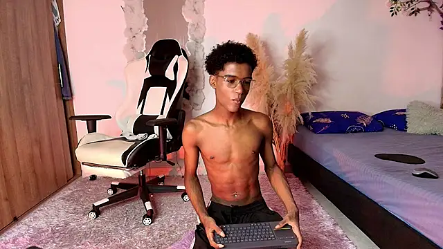 IamAndrey online show from July 21, 1:51 am
