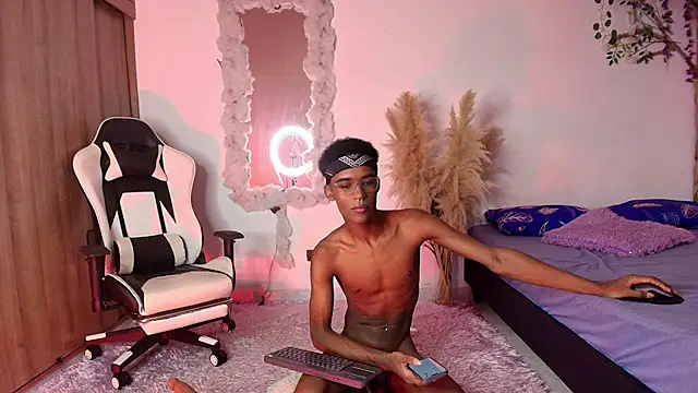 IamAndrey online show from June 14, 3:30 am