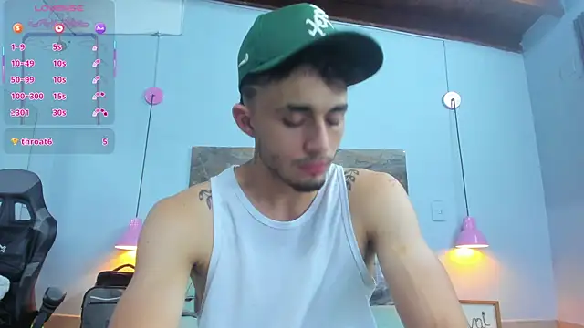 James-06 online show from June 1, 6:19 pm