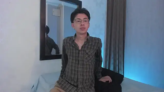 youn rider online show from June 12, 8:06 pm