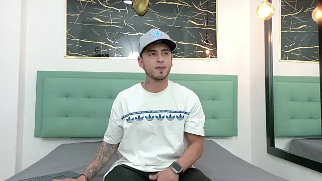 PowerLustX online show from June 3, 4:14 am