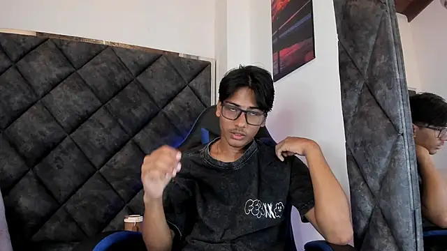 LiamKron online show from July 18, 11:37 am