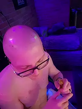 chronic vibez online show from June 14, 2:24 am