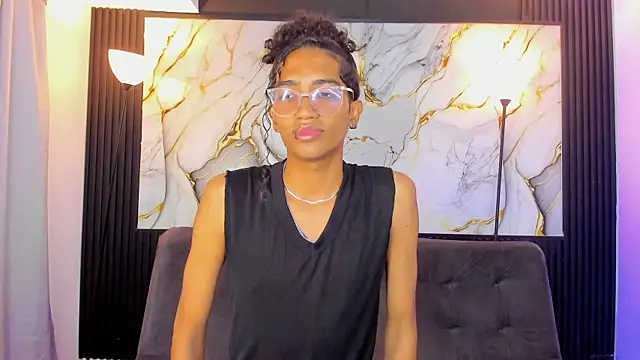 triiangel latinboy online show from June 7, 12:23 pm