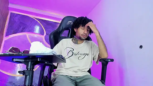 Josh Hot Sex online show from April 18, 8:20 pm