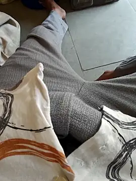 hottboyyz online show from May 1, 5:54 am