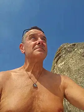loulouferrari online show from June 21, 3:39 pm