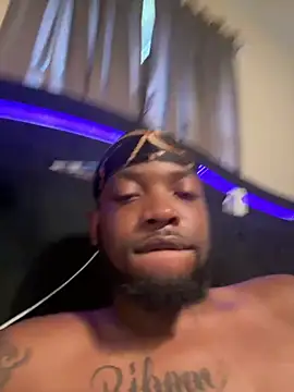 blackdiesel0 online show from April 28, 7:40 pm