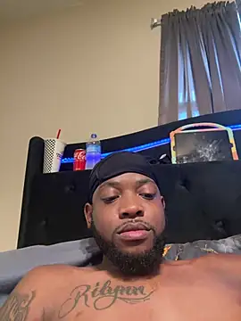 blackdiesel0 online show from April 30, 7:32 pm