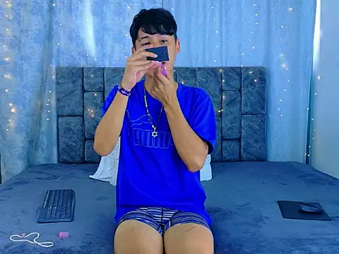 IhanKing online show from May 12, 6:38 pm