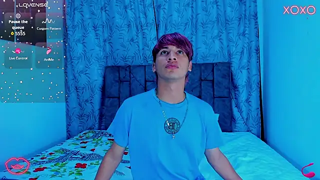 IhanKing online show from July 24, 7:21 pm