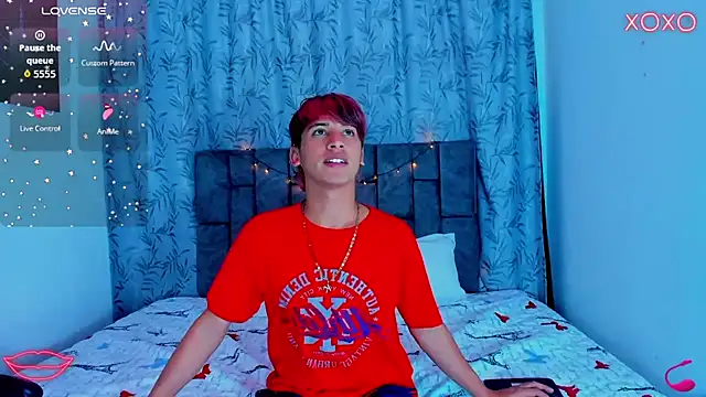 IhanKing online show from July 26, 7:33 pm