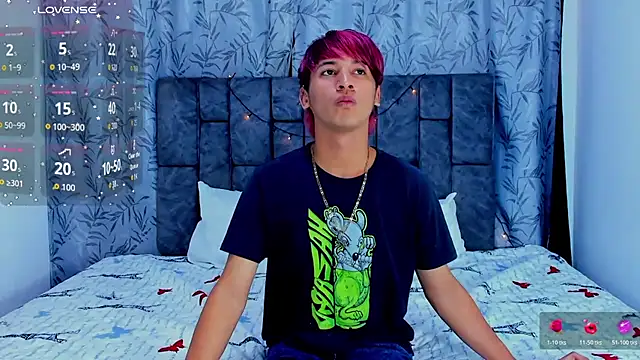 IhanKing online show from August 5, 7:19 pm
