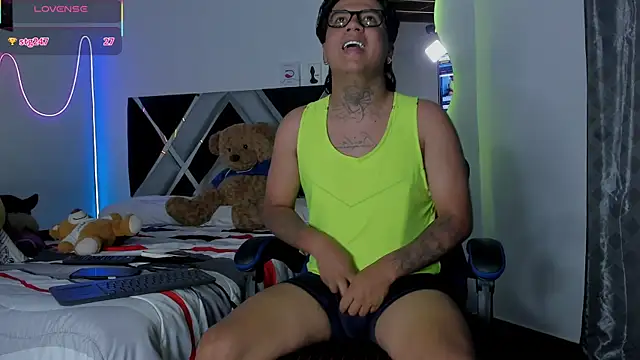 winniepooh 69 online show from April 22, 9:30 pm