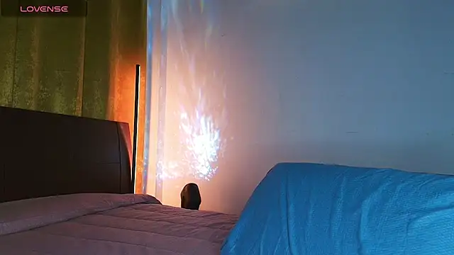 Lucaa ferrer online show from June 6, 2:17 am