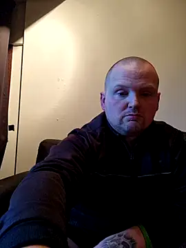P4YNE online show from May 4, 6:04 am