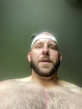phattyluv89 online show from April 26, 2:47 pm