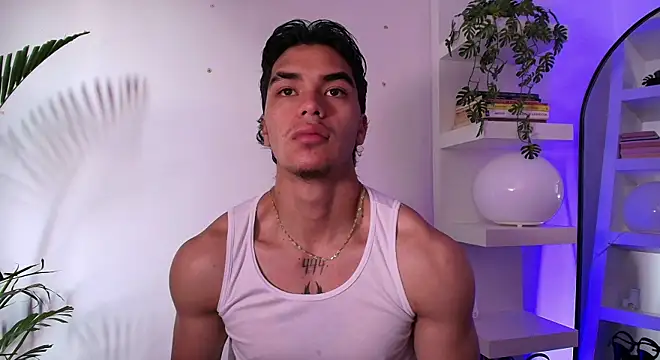 andyypalmer  online show from April 22, 11:26 am