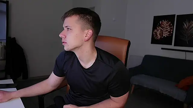 Zack Gillian online show from May 22, 2:38 am