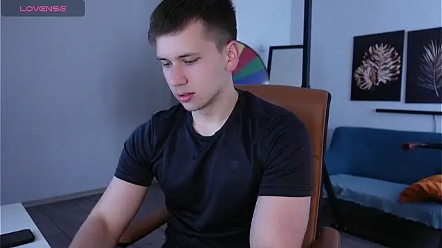 Zack Gillian online show from May 26, 4:47 pm