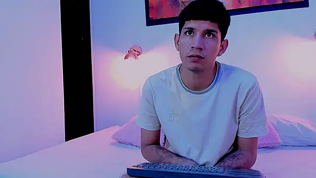 Lucas Dream online show from July 16, 12:01 pm