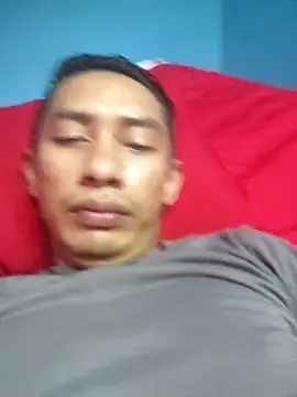 maicol6699 online show from May 14, 12:52 am