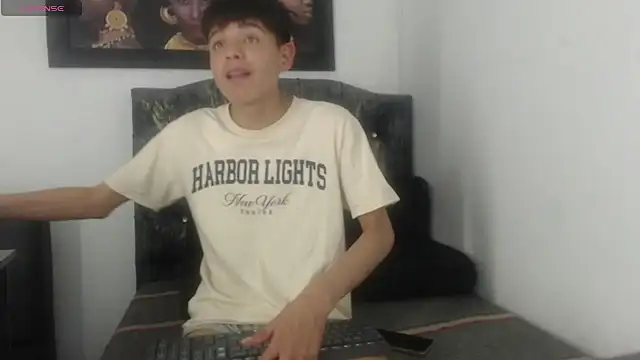 alex it0 online show from May 21, 8:35 pm