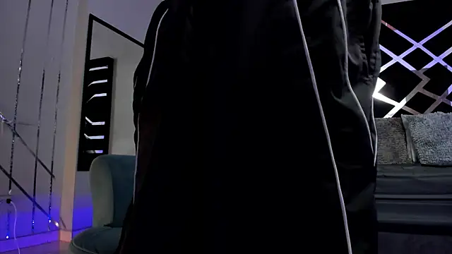 JayTaylorr online show from June 1, 11:43 am