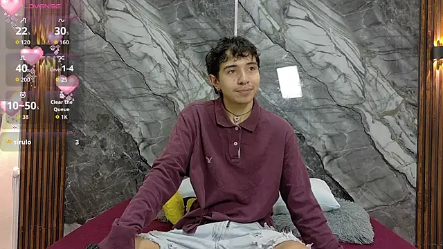 NoahWalker   online show from August 3, 11:16 am