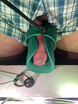 ziganosin20 online show from August 4, 3:27 pm