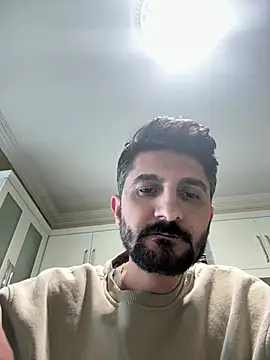 fatihbry657 online show from May 6, 9:43 am
