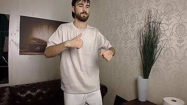 KyloEast online show from July 23, 4:43 am