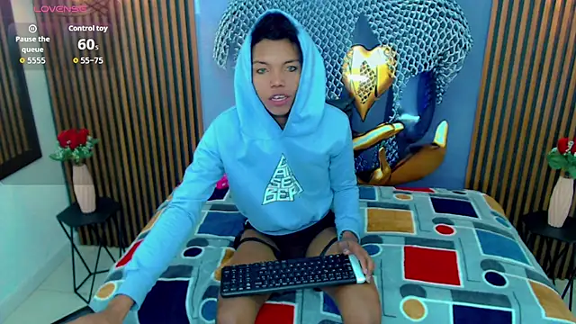 Chris Hott online show from July 2, 12:22 pm