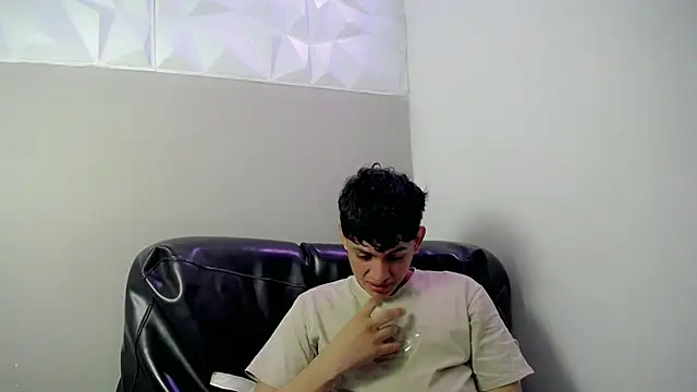 Yosepp cum online show from April 28, 3:33 am