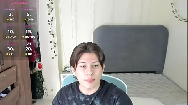 Felixzyn online show from April 30, 8:57 pm