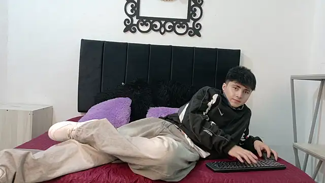 LunayDream online show from July 31, 11:32 am