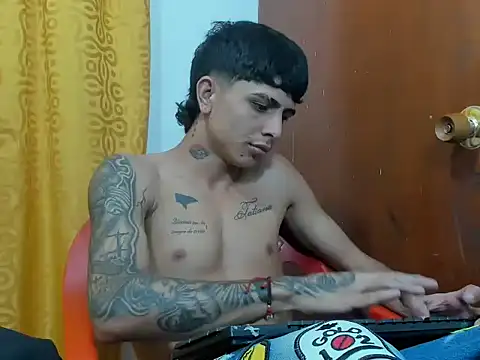 MaikDEMON latino online show from May 4, 12:18 pm